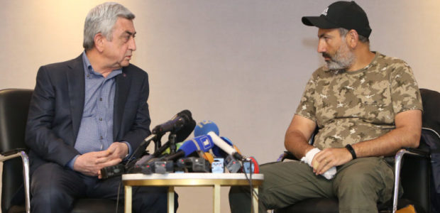Sarkisyan Paşinyan buluşması sonuçsuz, Paşinyan tutuklandı